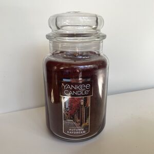 Yankee Candle Autumn Daydream 22 oz Large Jar – Clove, Sage, Eucalyptus Woods